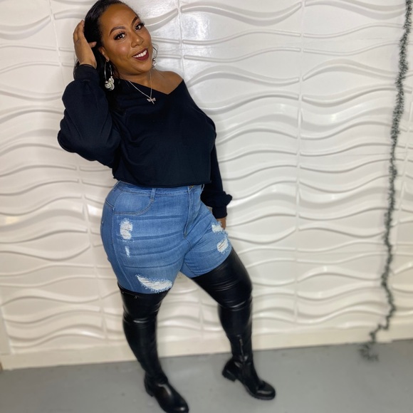 Azalea Wang Surgical Thigh High Boots - Picture 3 of 6